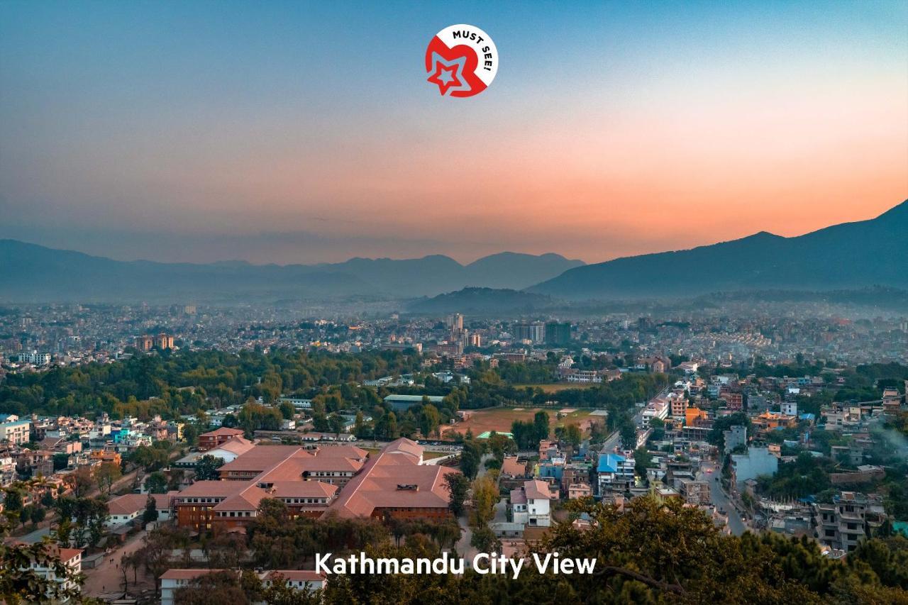 Oyo 341 Hotel Kusum Kohinoore Tokha ภายนอก รูปภาพ